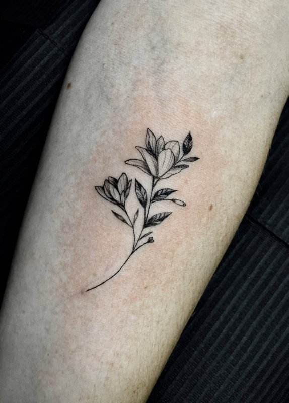 Tatuagem-flor-fine-line